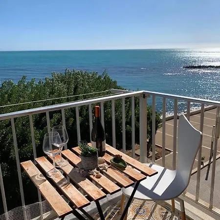 شقة Mare Azzurro *
